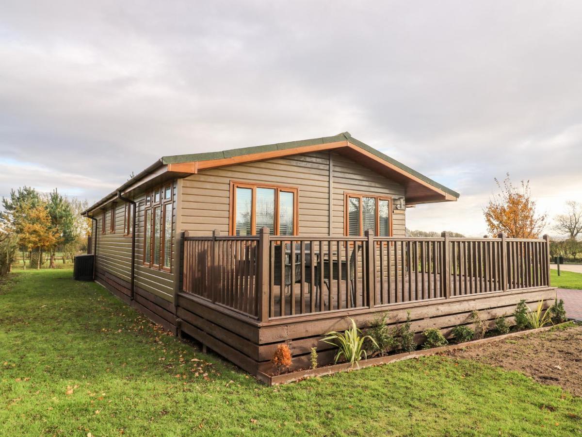 Oakwood Lodge York Exterior foto